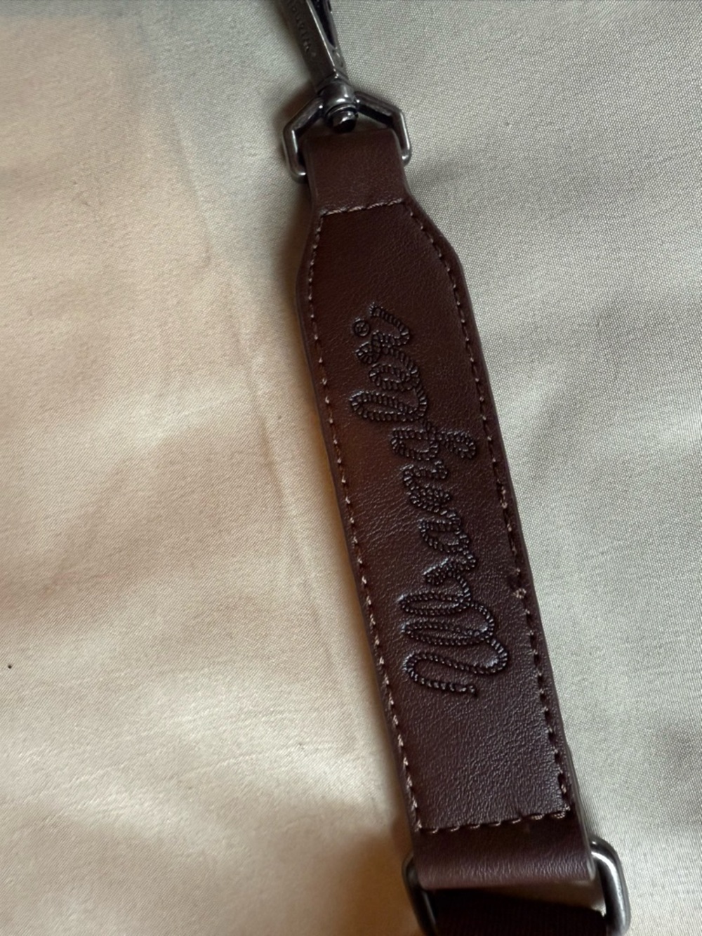 Wrangler Dark Brown Leather crossbody - Picture 6 of 8